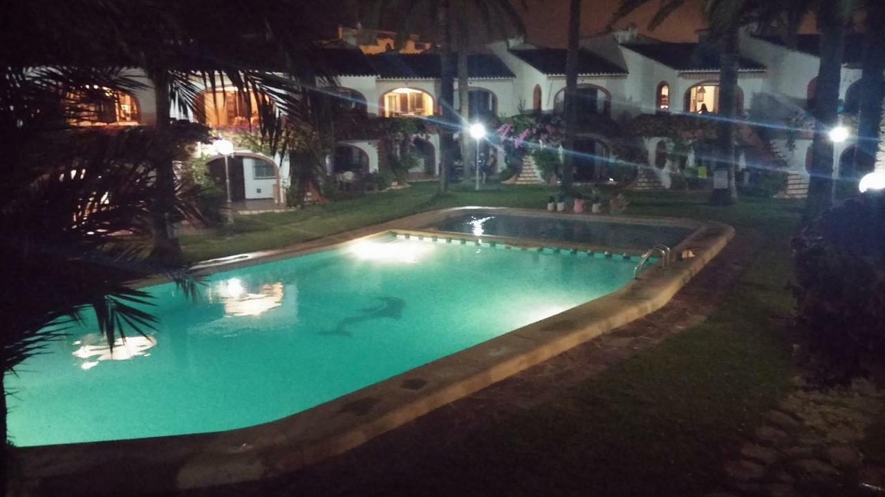 Residencial Cabanas Денія Екстер'єр фото