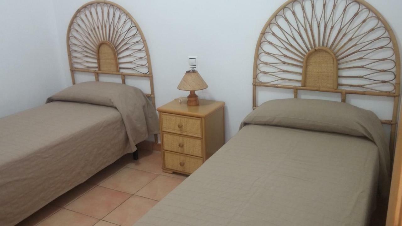 Residencial Cabanas Денія Екстер'єр фото
